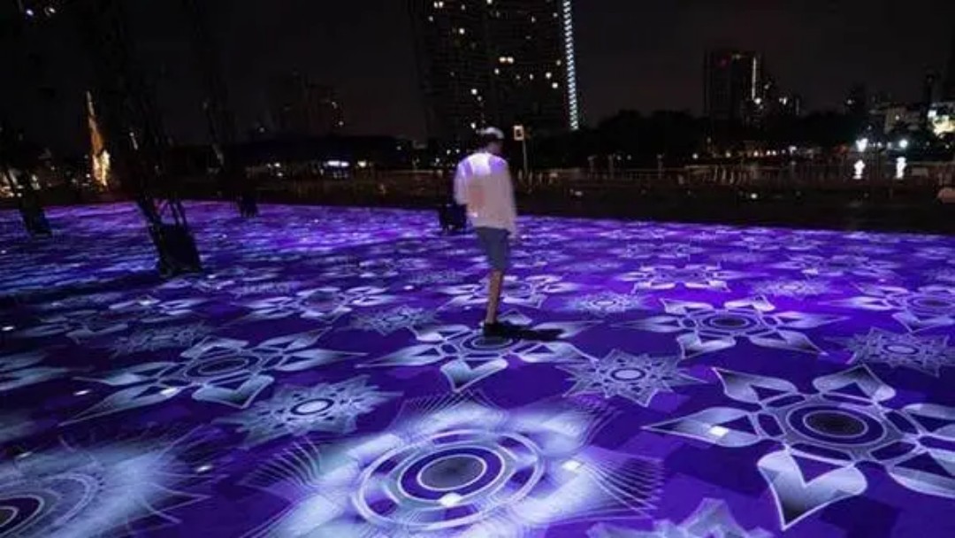 AR技术：重塑现实与未来的无限可能